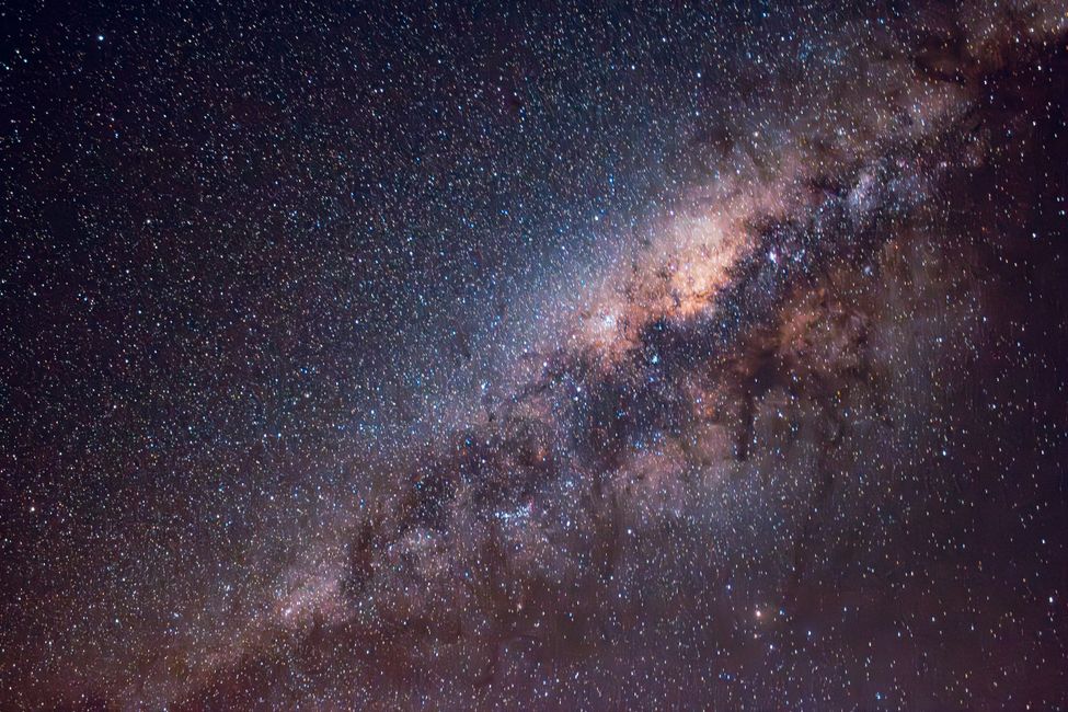 NASA哈勃望远镜达成里程碑，搜寻难以捉摸的超新星